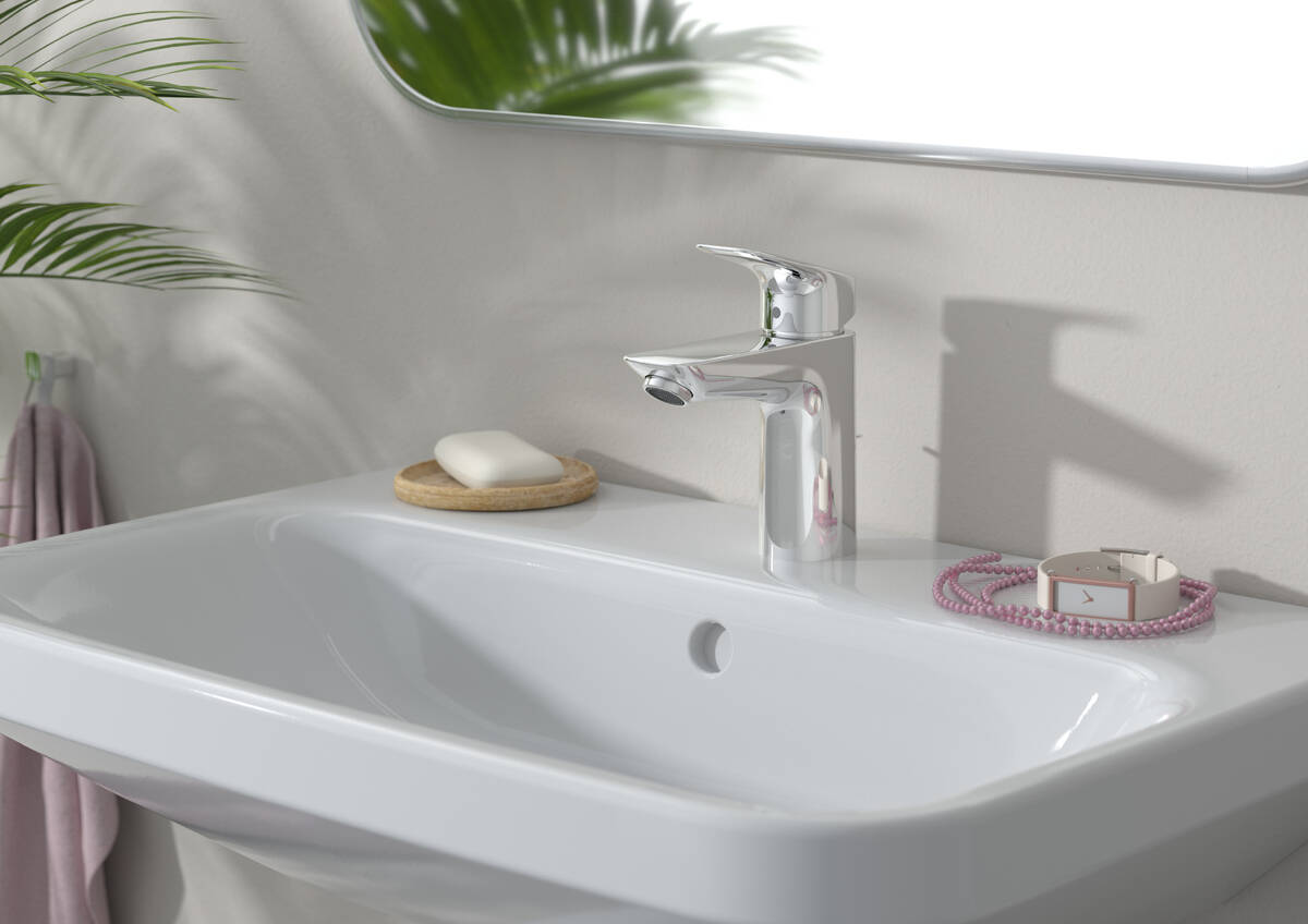 71100000 MIJEŠALICA HANSGROHE LOGIS 100 UMIVAONIK S PILETOM