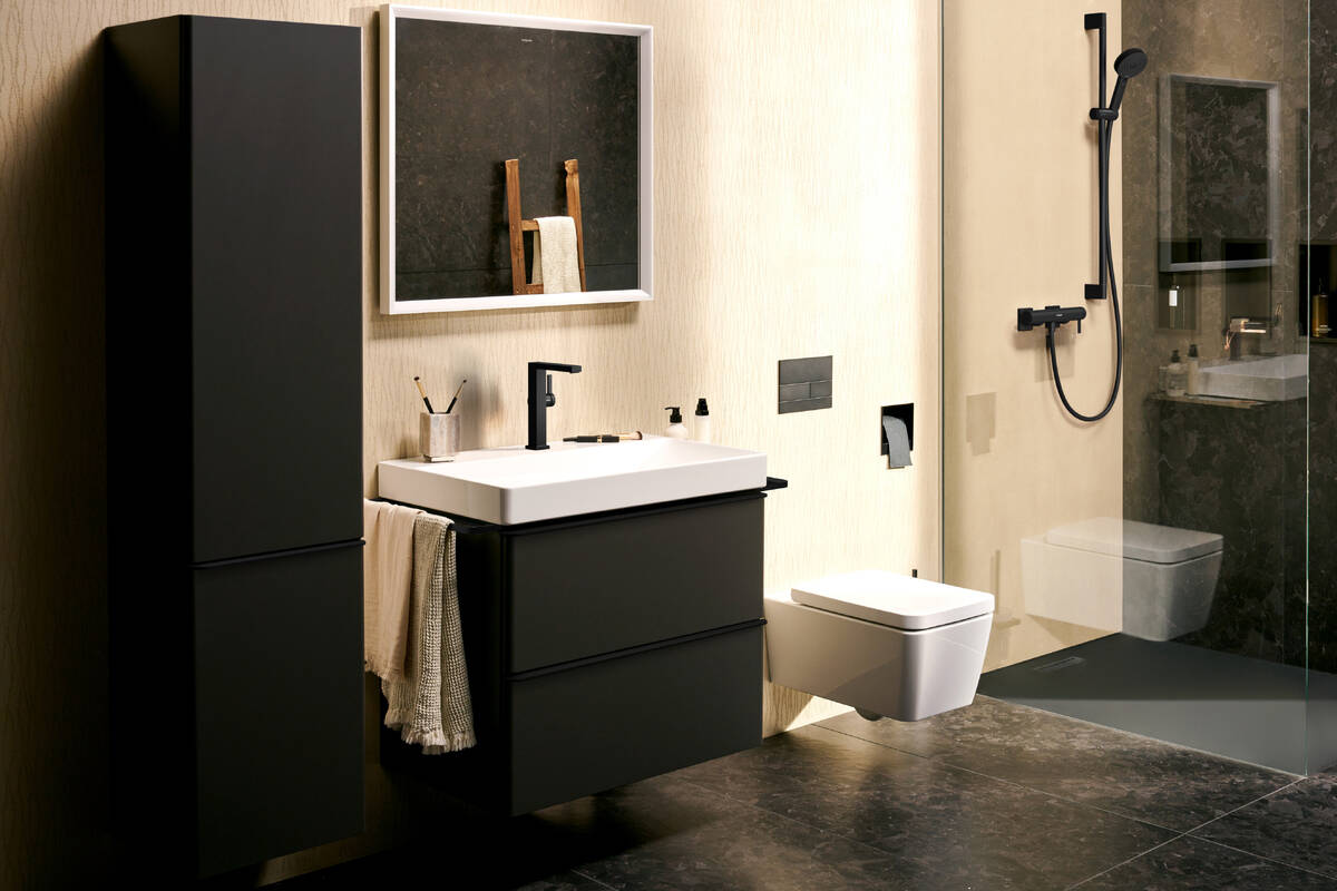 28276670 TUŠ CRIJEVO HANSGROHE ISIFLEX 1,60m CRNO
