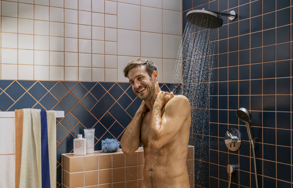 28056000 TUŠ RUŽA HANSGROHE ACTIVERA S 240 KROM
